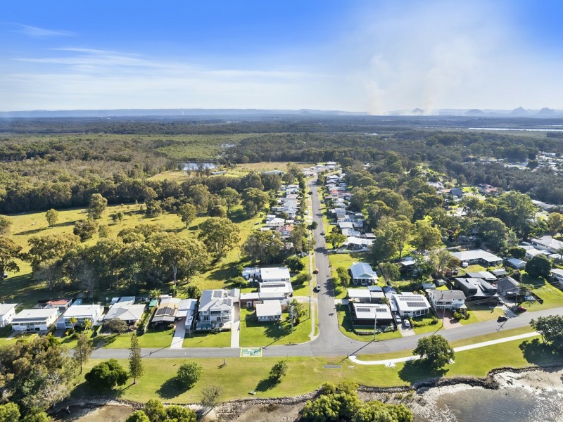 71 Esplanade, Toorbul QLD 4510