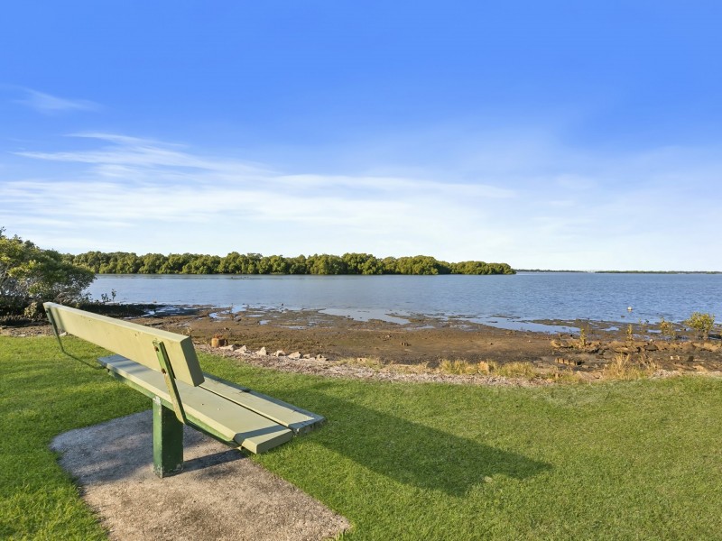 71 Esplanade, Toorbul QLD 4510
