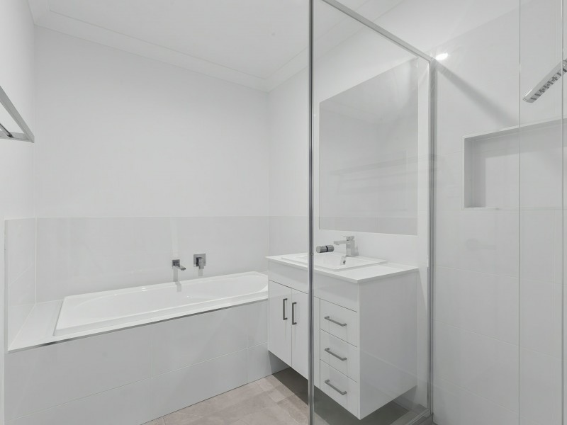 1/11 Ferguson Avenue, Bongaree QLD 4507