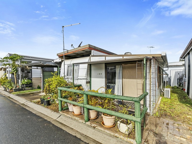 104/1 Kal ma Kuta Drive, Sandstone Point QLD 4511