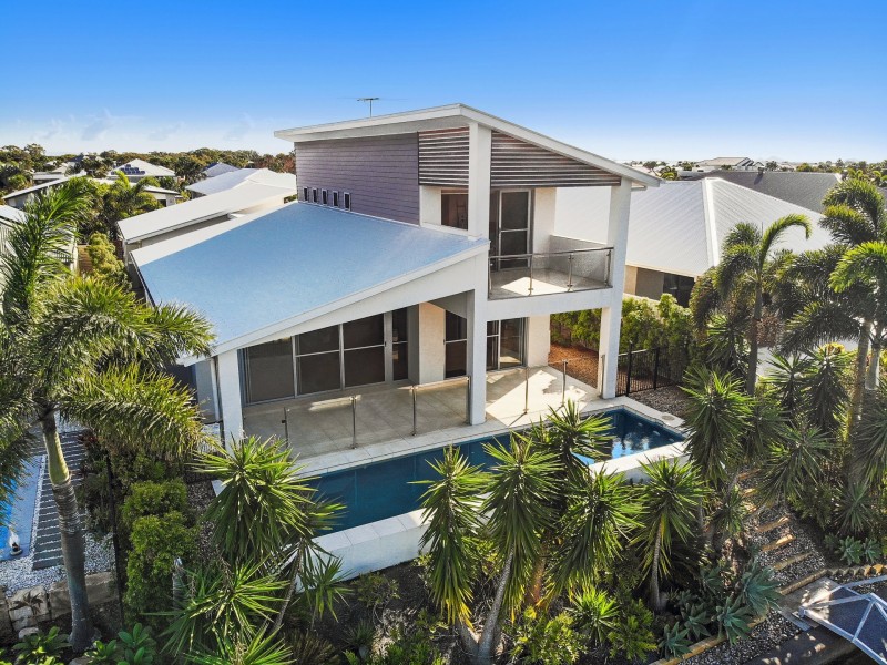 30 The Peninsula, Banksia Beach QLD 4507