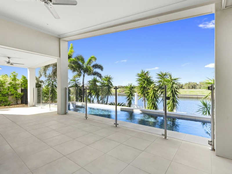 30 The Peninsula, Banksia Beach QLD 4507