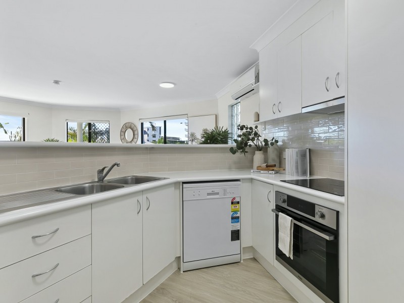 2/18 North Street, Woorim QLD 4507