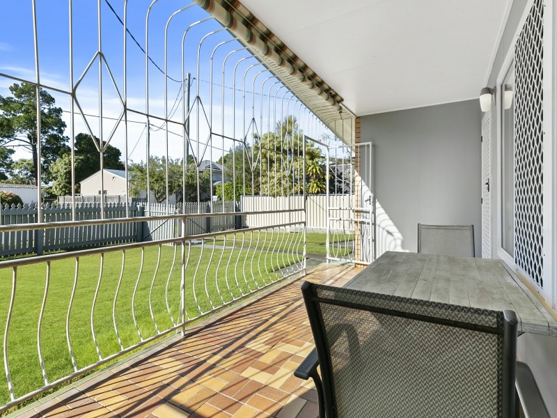 9 Charlotte Avenue, Bongaree QLD 4507