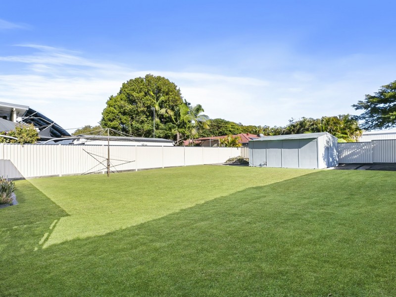 9 Charlotte Avenue, Bongaree QLD 4507