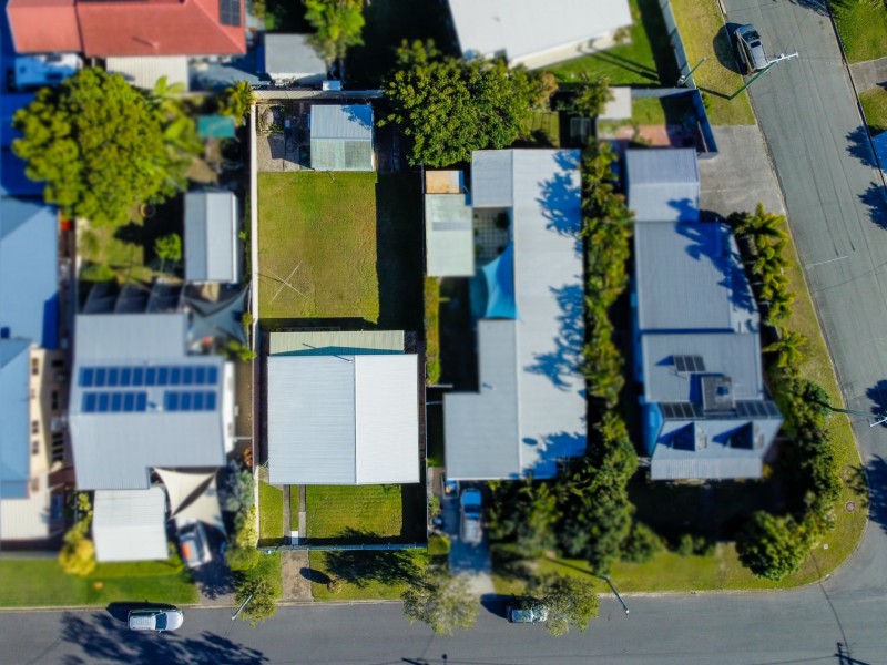 9 Charlotte Avenue, Bongaree QLD 4507