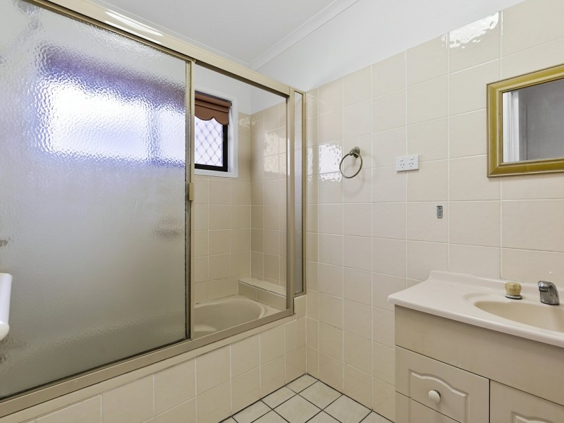 16 Eden Crescent, Woorim QLD 4507
