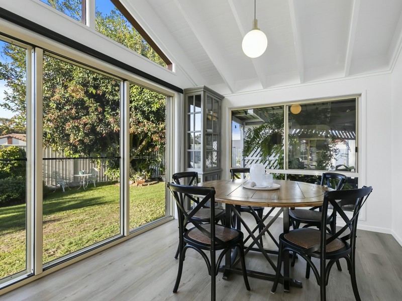 52 Wattle Avenue, Bongaree QLD 4507
