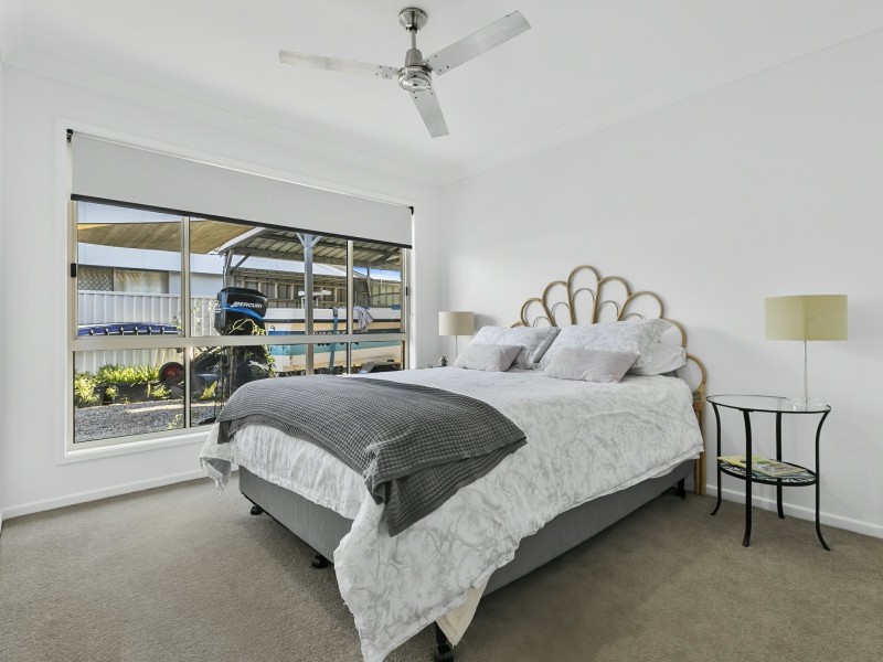 52 Wattle Avenue, Bongaree QLD 4507