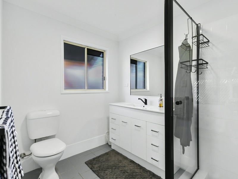 52 Wattle Avenue, Bongaree QLD 4507