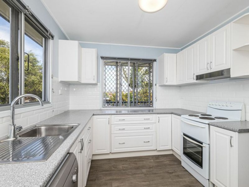 2/23 Penguin Street, Bongaree QLD 4507