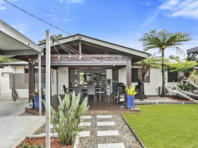 15 Eighth Avenue, Woorim QLD 4507