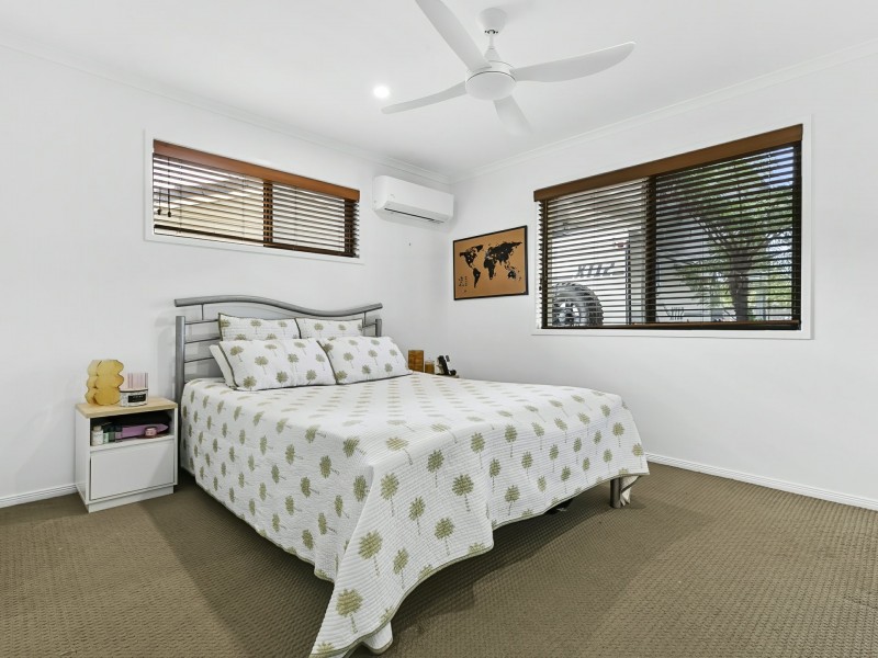 15 Eighth Avenue, Woorim QLD 4507