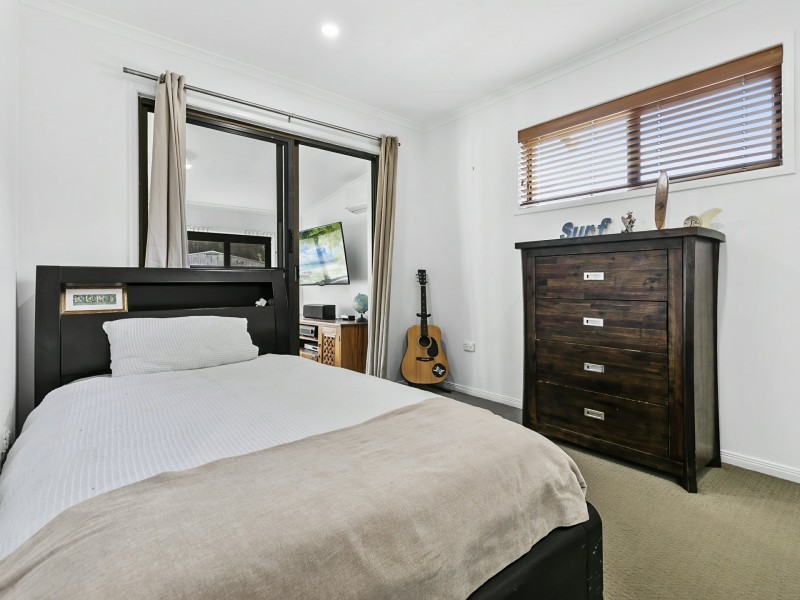 15 Eighth Avenue, Woorim QLD 4507