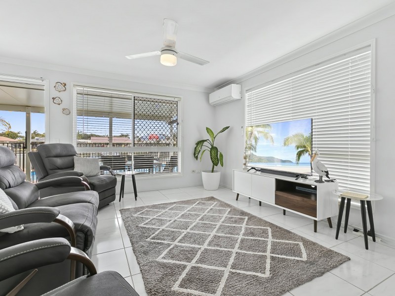 2/65 Oleander Drive, Bongaree QLD 4507