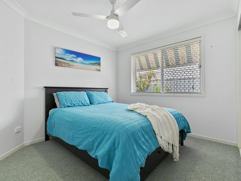 2/65 Oleander Drive, Bongaree QLD 4507