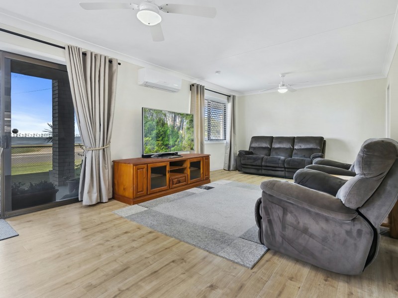 85 Esplanade, Godwin Beach QLD 4511