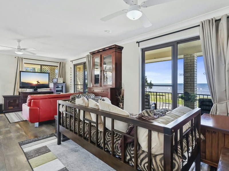 85 Esplanade, Godwin Beach QLD 4511