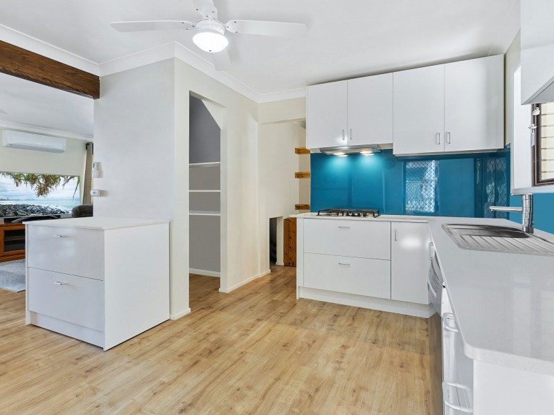 85 Esplanade, Godwin Beach QLD 4511