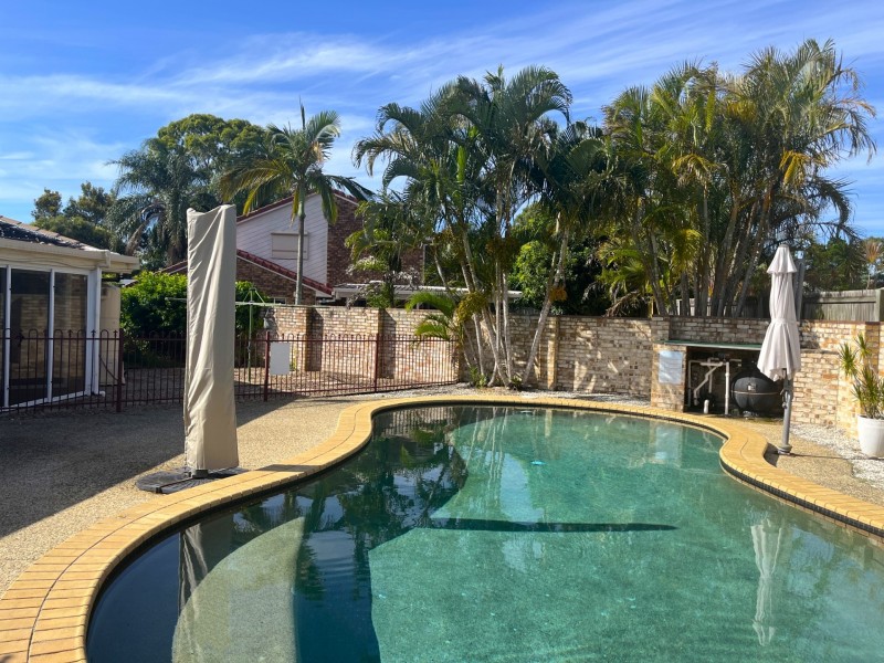 12 Keala Court, Banksia Beach QLD 4507