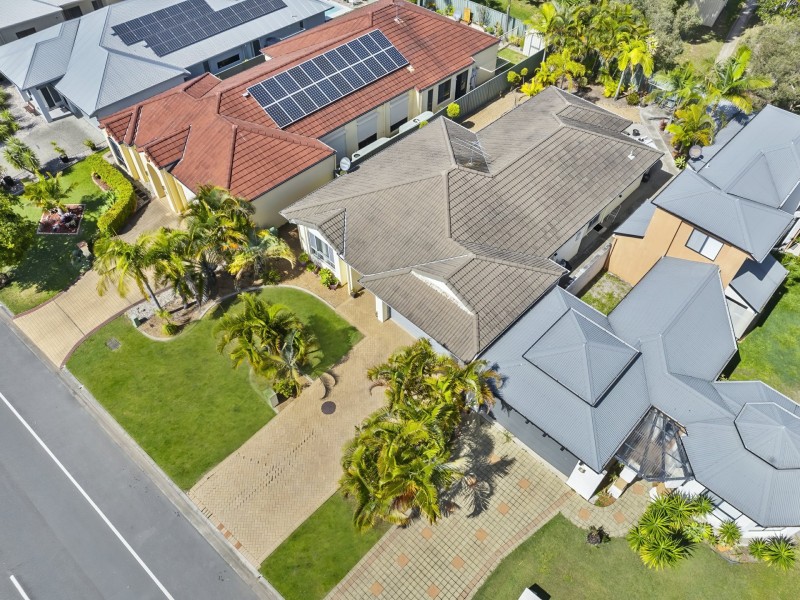 84 Marina Boulevard, Banksia Beach QLD 4507