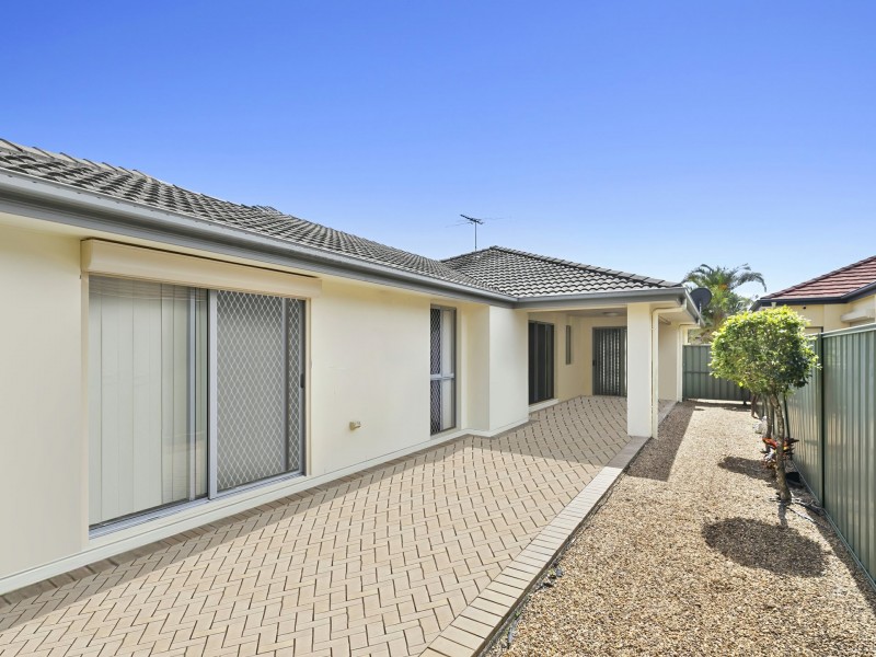 84 Marina Boulevard, Banksia Beach QLD 4507