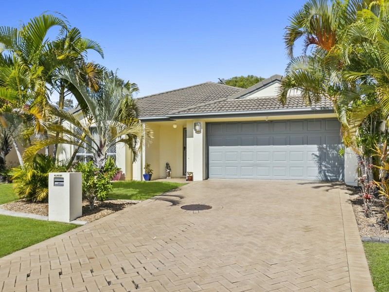 84 Marina Boulevard, Banksia Beach QLD 4507