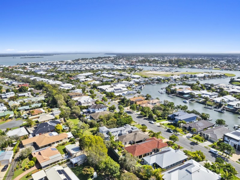 84 Marina Boulevard, Banksia Beach QLD 4507
