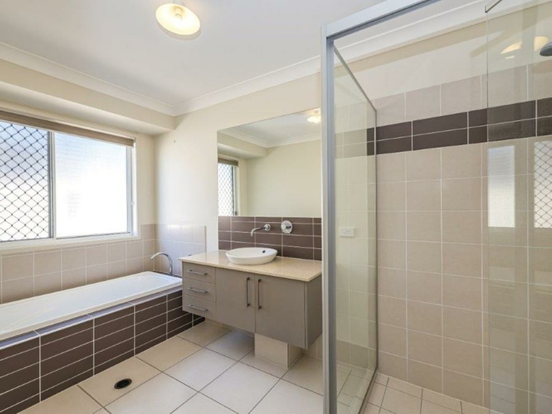 7 Oriole Close, Banksia Beach QLD 4507