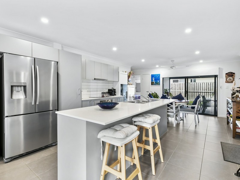 1/22 Caraway Crescent, Banksia Beach QLD 4507