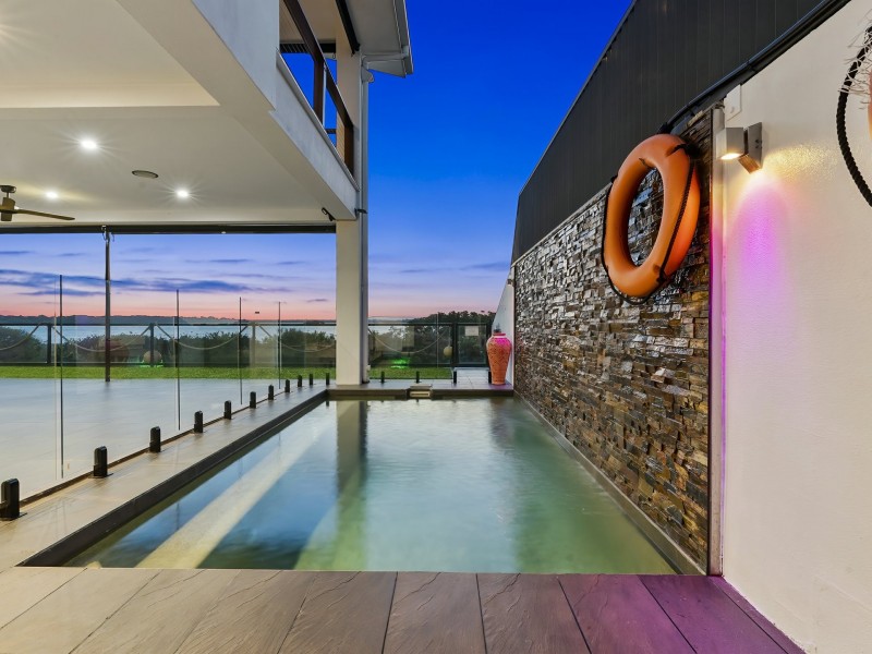 4 Oriole Close, Banksia Beach QLD 4507