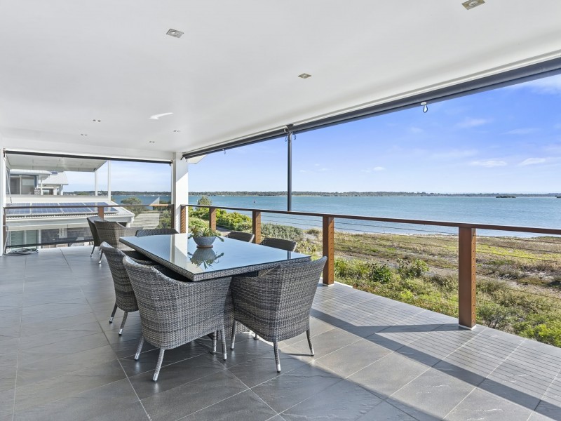 4 Oriole Close, Banksia Beach QLD 4507