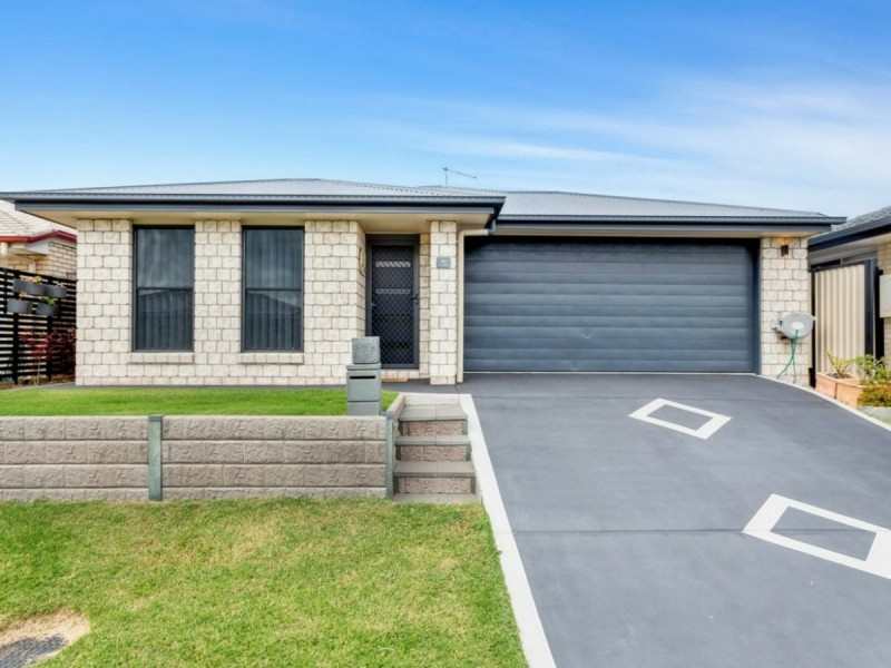 50 Lungfish Circuit, Bongaree QLD 4507