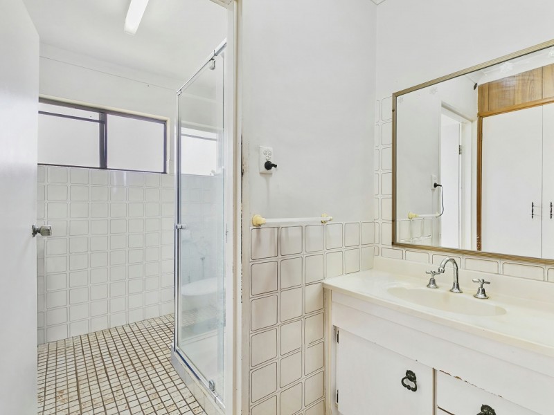 1, 2, 3/14 Clipper Street, Bongaree QLD 4507