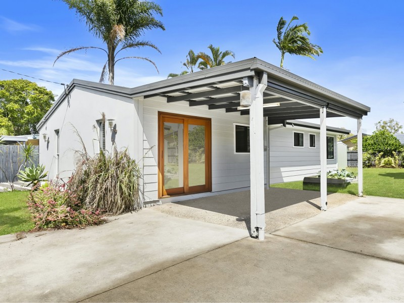 9 Avon Avenue, Banksia Beach QLD 4507