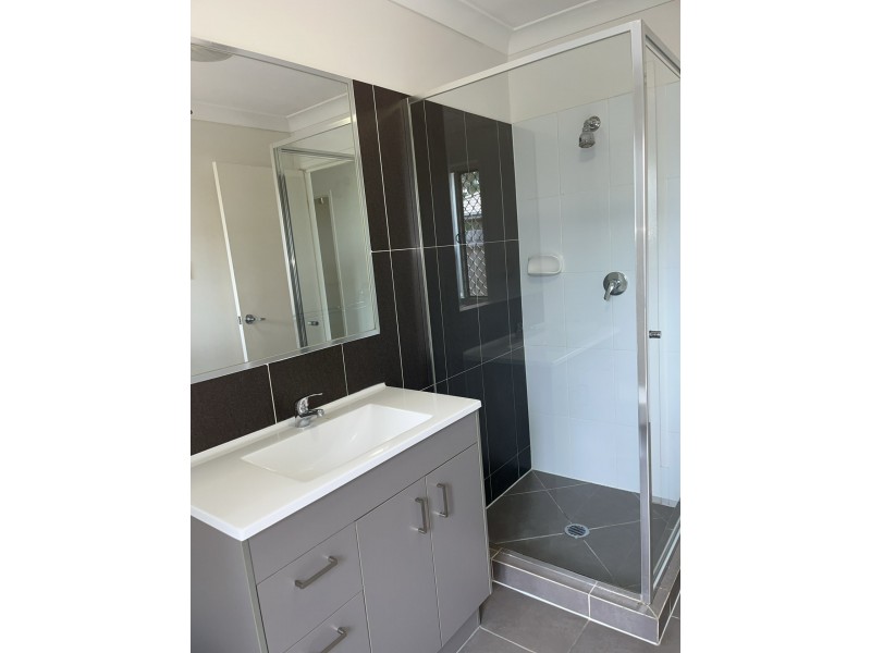 2/158 Jensen Road, Caboolture QLD 4510