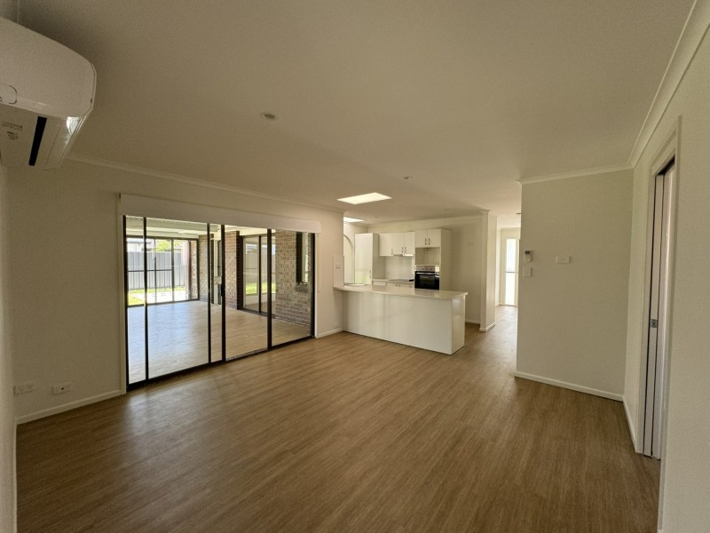 11 Morris Street, Bongaree QLD 4507