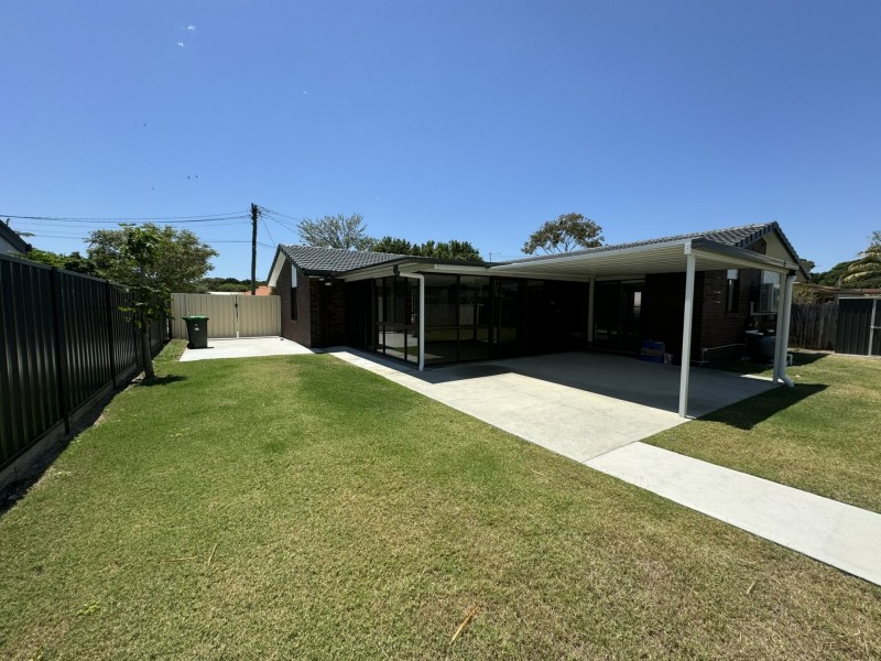 11 Morris Street, Bongaree QLD 4507