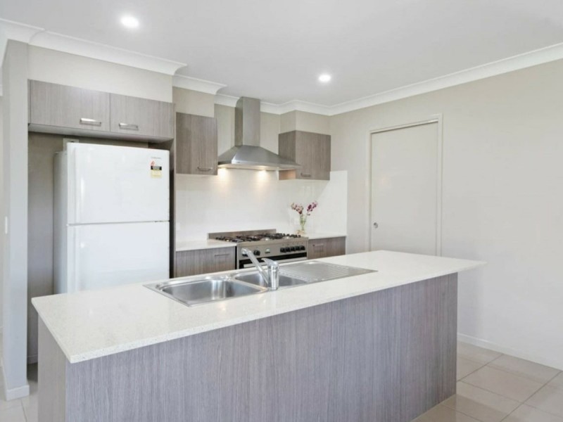 5 Seacrest Court, Banksia Beach QLD 4507