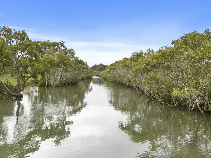 79 Endeavour Drive, Banksia Beach QLD 4507