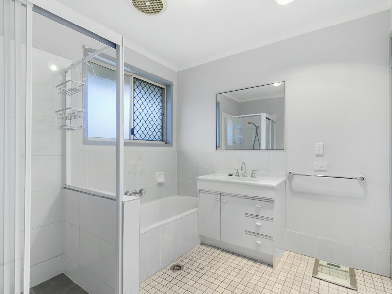 20 Burrawong Avenue, Bongaree QLD 4507