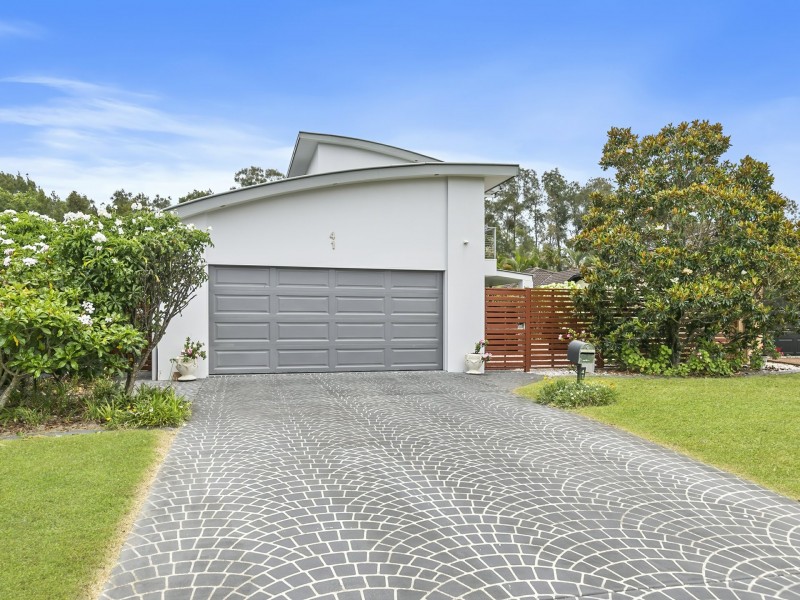 41 Flamingo Drive, Banksia Beach QLD 4507