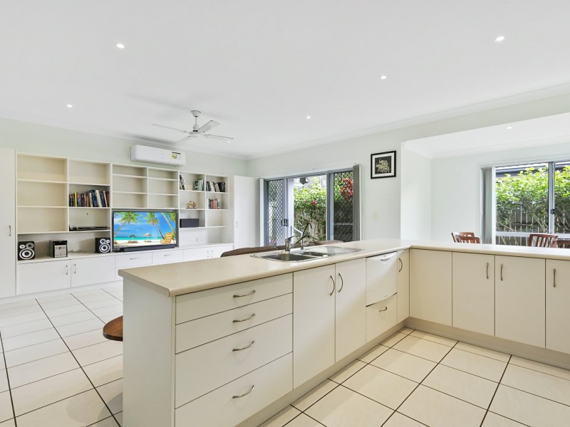 41 Flamingo Drive, Banksia Beach QLD 4507