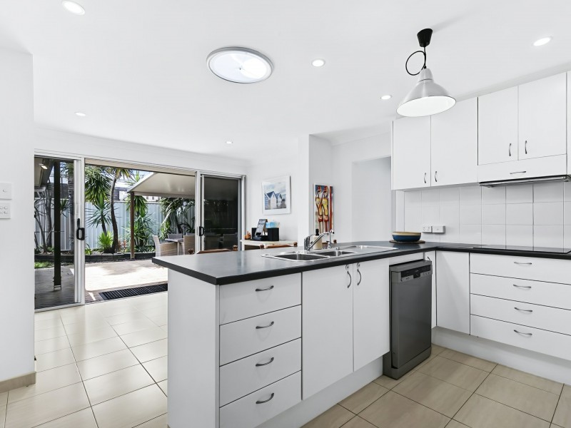 13 Lowry Street, Woorim QLD 4507