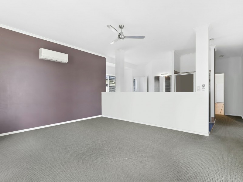 7 Skysail Court, Banksia Beach QLD 4507