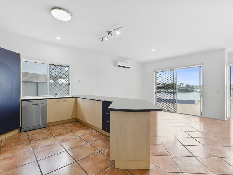7 Skysail Court, Banksia Beach QLD 4507