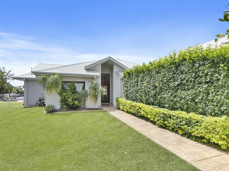 7 Skysail Court, Banksia Beach QLD 4507
