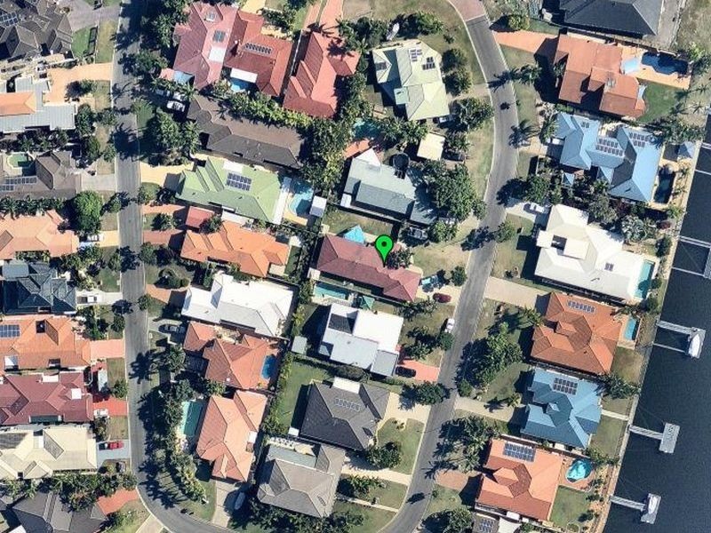 8 Dugong Crescent, Banksia Beach QLD 4507