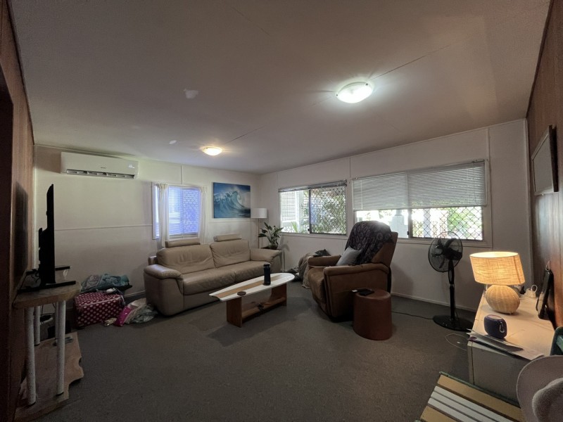 9 Hutchinson Street, Woorim QLD 4507