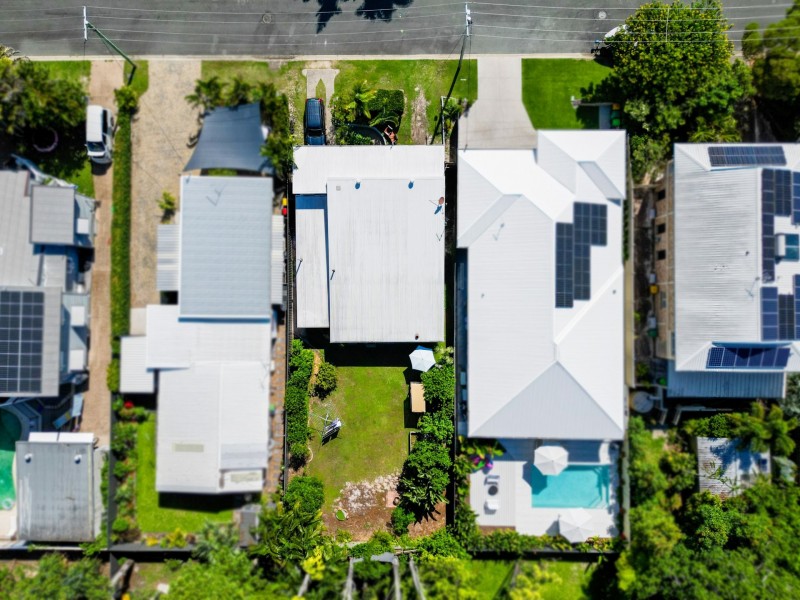 9 Hutchinson Street, Woorim QLD 4507
